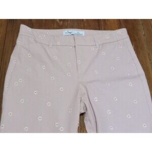 Old Navy Pixie High Rise Straight leg Ankle Dusty Pink w/tiny Embroidered daisy6